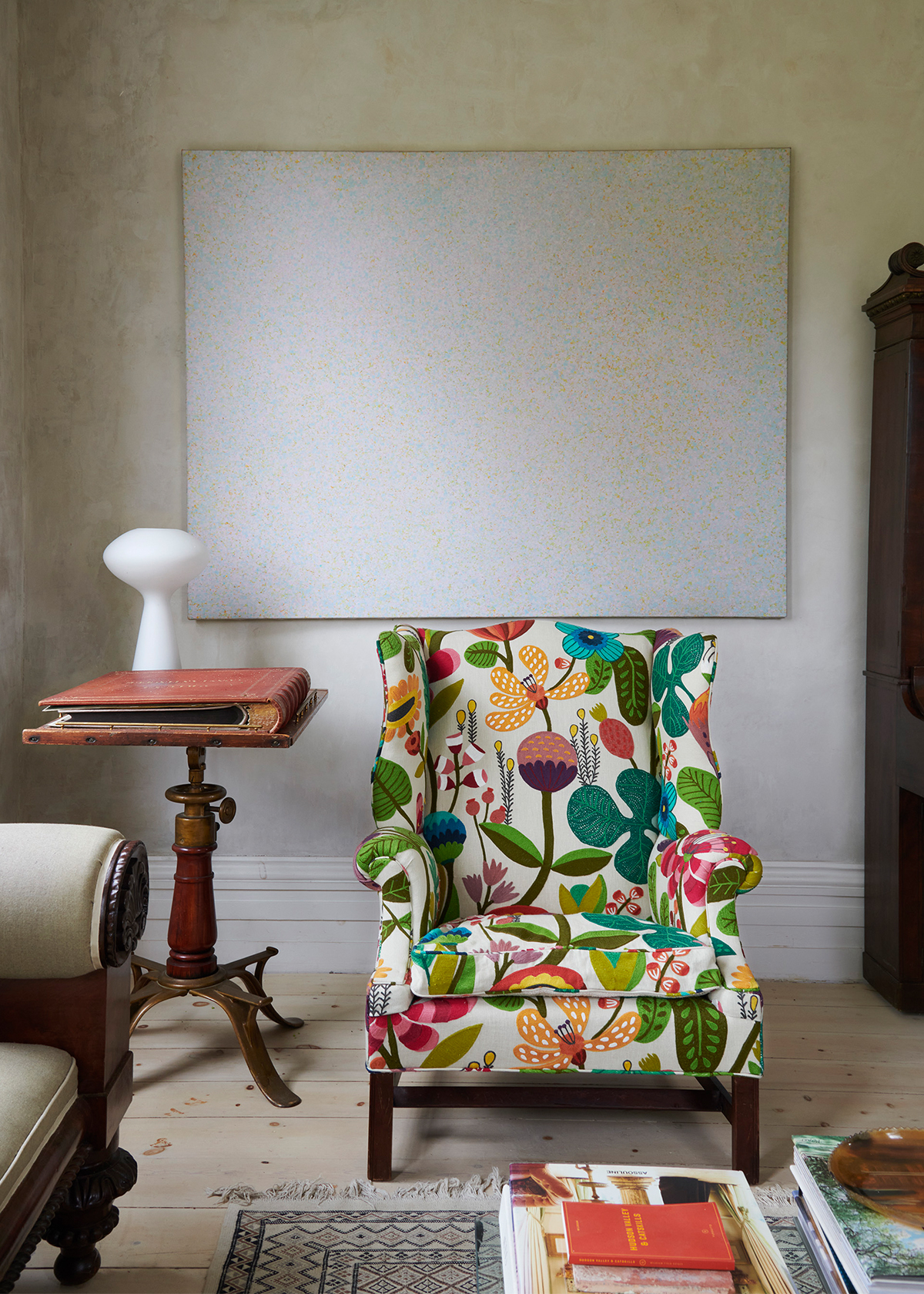 Is Schumacher Wallpaper Fabric Worth It for Your Home? – Swanky Fabrics